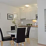 Marko Apartamento Podstrana