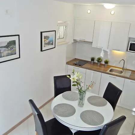 アパート Marko *