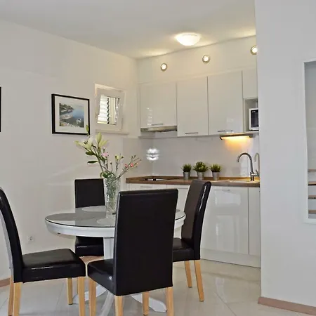 Marko Apartment Podstrana